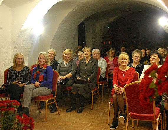 Nie tylko w powiecie mwi o kobiecie, czyli godziki i babeczki dla babeczek!