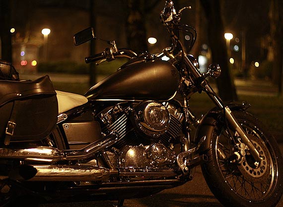 Kradzie na Woliskiej w Kamieniu Pomorskim. Zodziej ukrad motocykl! 