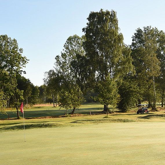 Ju w kwietniu otwarte Dni Golfa w Kamie Country Club w Grbowie koo Kamienia