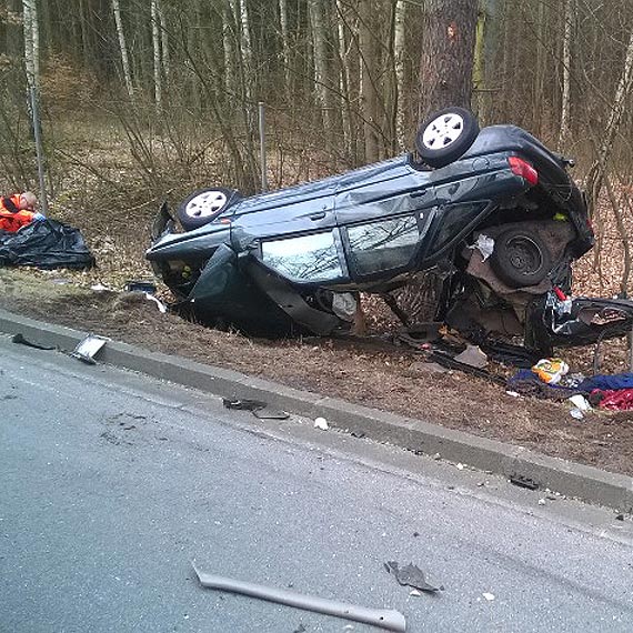 Sprawca wypadku pod Dargobdzem by pijany? Policja wyjania okolicznoci 