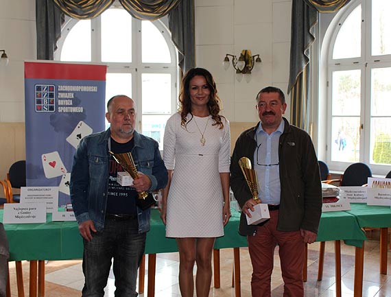 Ju po raz dwunasty zmierzyli si w bryda! Zobacz do kogo trafi puchar burmistrza Midzyzdrojw!