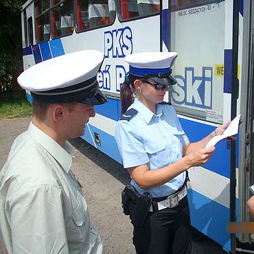 Posypay si mandaty dla kierowcw autobusw i ciarwek