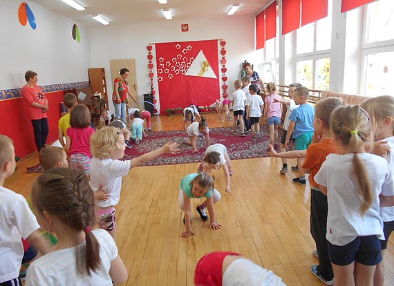 Zajcia ruchowe w Przedszkolu nr 1 w Kamieniu Pomorskim