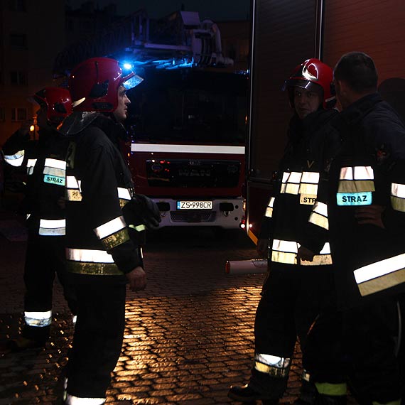 Pożar nie pożar postawił na nogi trzy zastępy Jednostki Ratowniczo-Gaśniczej