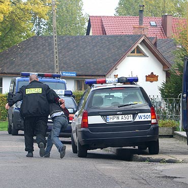 Golczewo: Ukrad spod sklepu samochd. Wpad po dwch dniach