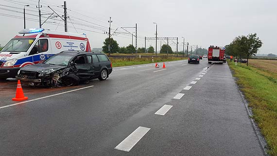 Niedziela: Wypadek z udziałem trzech aut przed Wolinem. Problemy na krajowej trójce