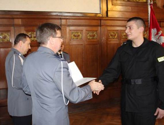 Trzech nowych funkcjonariuszy trafi do KPP w Kamieniu Pomorskim!