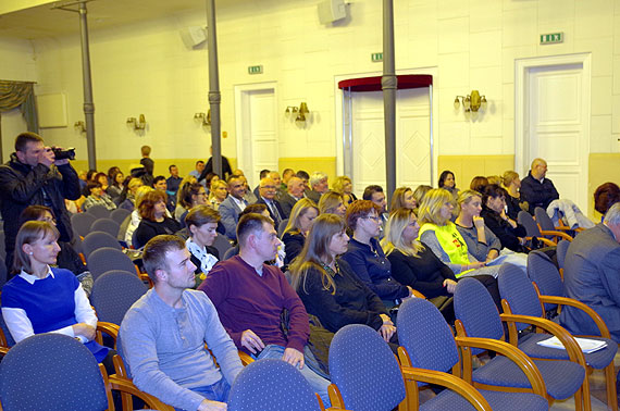 Co dalej z owiat w gminie Midzyzdroje? rodowa debata w MDK-u 