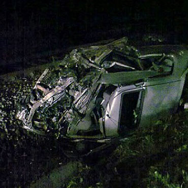Wolin: Peugeot wjechał w cysternę wiozącą paliwo. Pierwszej pomocy udzielał Piotr Krzystek