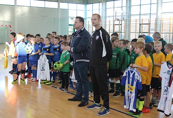 7230,10 z� i 22,10 € zebrano podczas Charytatywnego Turnieju Reiss Cup 2016 dla Marysi. Zobacz zdj�cia!