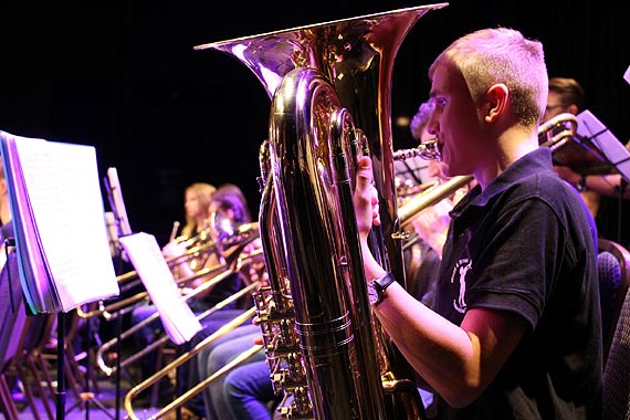 Midzynarodowy Dom Kultury: Wood & Brass Band zaprezentowa niesamowite show!