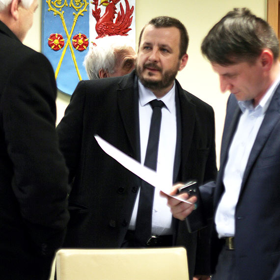 Uchway rady powiatu kamieskiego w sprawie dostosowania sieci szk powiatowych do nowego ustroju szkolnego