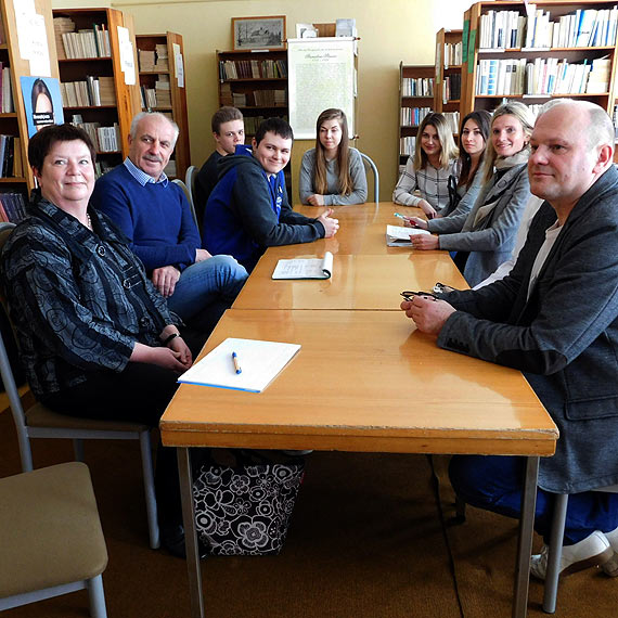 Nauczyciele ze szkoy niemieckiej z Kilonii w Kamieniu Pomorskim