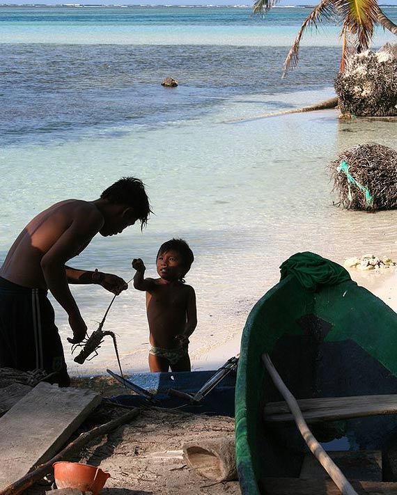 Sputnikiem dookoa Ziemi – Guna Yala