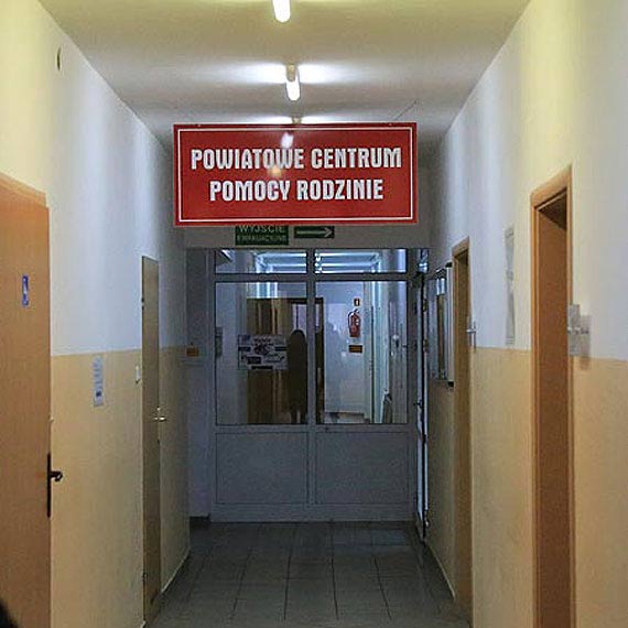  Pracownik PCPR Krystian Sominika bez kwalifikacji peni obowizki dyrektora!