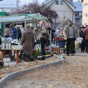 Uwaga kierowcy na zwikszony ruch w okolicach cmentarzy!