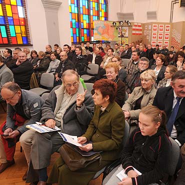 Kamie Pomorski: Trzech kandydatw na burmistrza odpowiadao na pytania