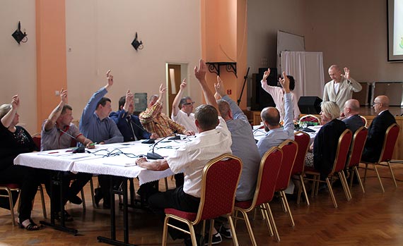 Danieluk może iść na urlop, absolutorium ma w kieszeni