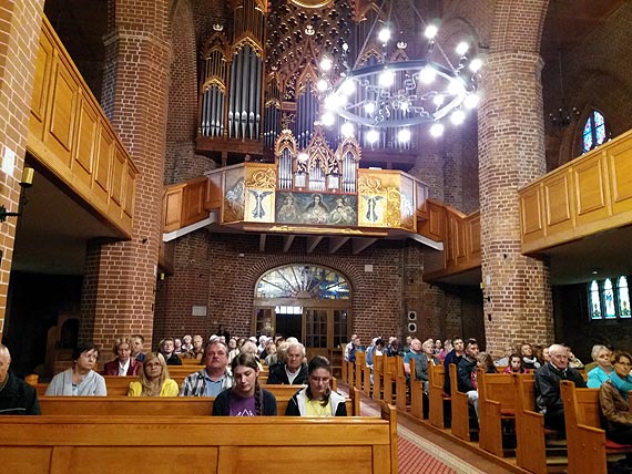 Toccata i fuga d-moll BWV 565 na organach kolegiaty wolińskiej w wykonaniu organisty z Lipska