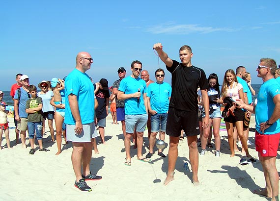 DZIWNÓW: XVI Festiwal Gwiazd Sportu – gry i zabawy na plaży
