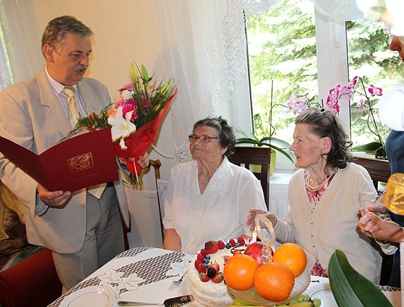 Życzenia dla Jubilatki - Pani Leokadii Aszkiełowicz