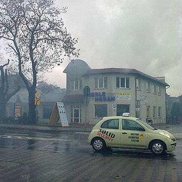 Kamie Pomorski w tumanach dymu