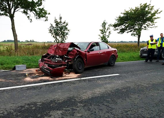 Jedna osoba poszkodowana w wypadku pod Kamieniem Pomorskim