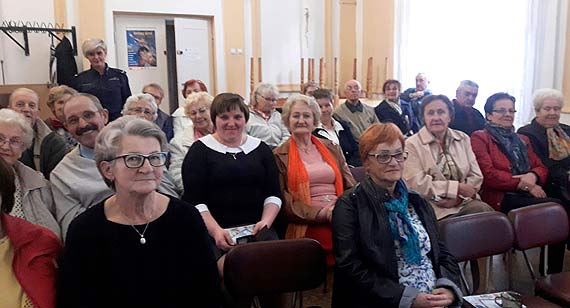 Bezpieczny senior - konsultacje spoeczne w sprawie bezpieczestwa osb starszych