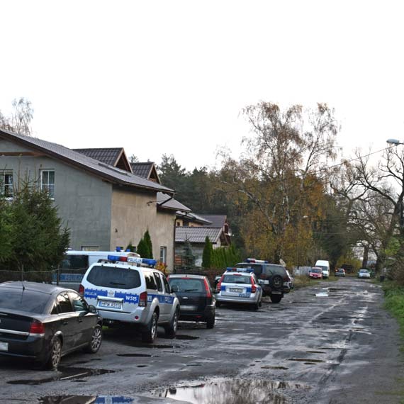 Powiedzia rodzinie, e idzie si zabi i znikn! 27- latka szukao 50 policjantw i okoo 20 straakw!