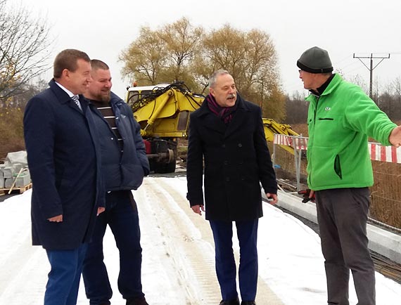 Jarosaw Rzepa na przebudowie drogi powiatowej Kamie Pomorski – Recaw