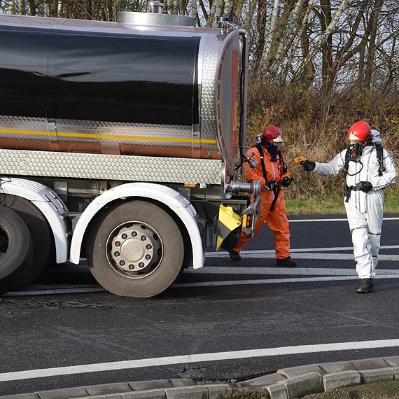Zamach na cystern przewoc gaz LNG ze winoujcia! Zobacz film!