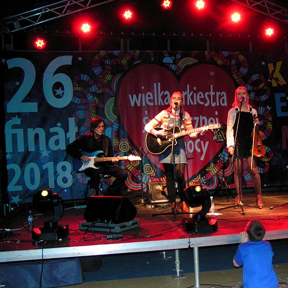 Tort - dar Wiesawa elka na Wielk Orkiestr witecznej Pomocy wylicytowano za 4 tysice zotych