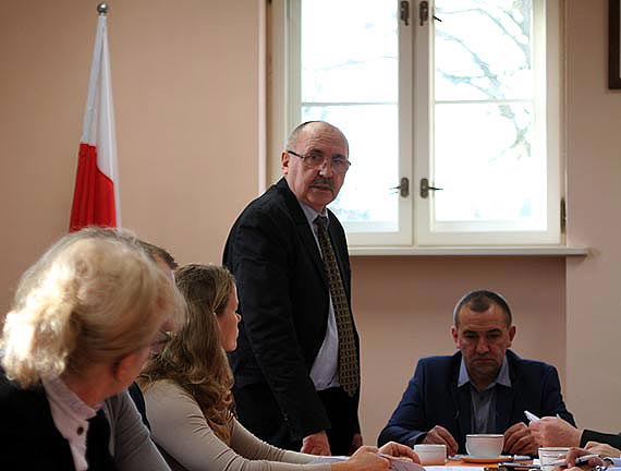 Nie ma wiatrakw to  „kultura kierowcw" musi rozwiza problemy Kpicy i Starzy?