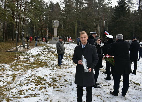 Uroczystoci rocznicowe na Cmentarzu w Sosnowicach z udziaem wojska