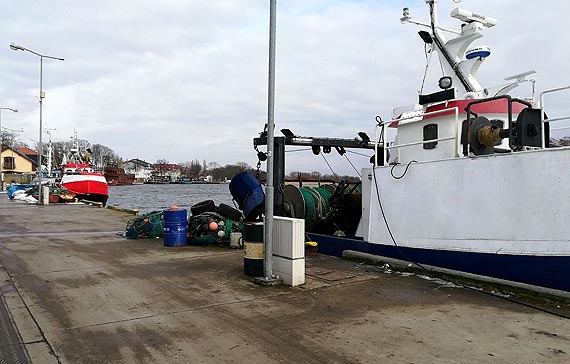 Dzielnicowi z Dziwnowa - w Koobrzegu zatrzymali zodzieja-recydywist i odzyskali skradzione rzeczy