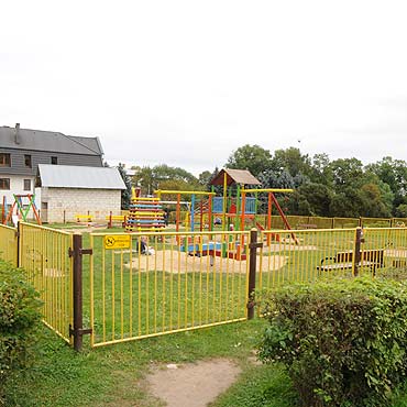 Place zabaw do przeglądu