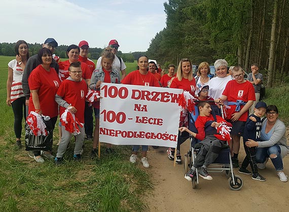 100 drzew na 100-lecie Niepodległości