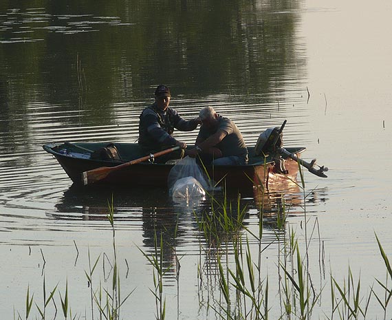 Spinningowe zawody wdkarskie na jeziorze Ostrowo