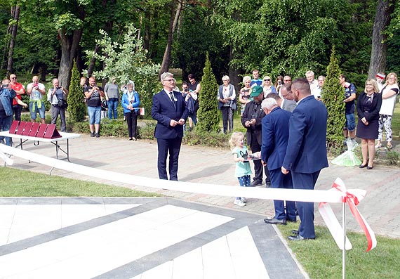Skwer Przyjani w Dziwnowie otwarty