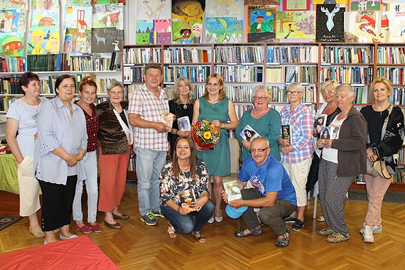 „Książka musi być jak aksamit” - spotkanie autorskie z Krystyną Mirek