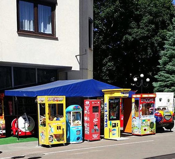 Wrzu monet i baw si? Plac zabaw za 2 zote pod oknami lokatorw!