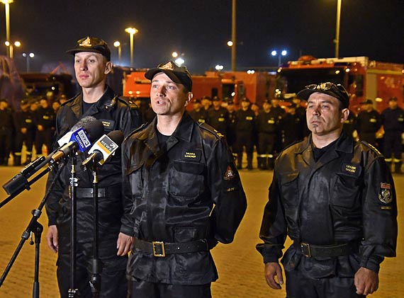139 polskich straakw wyjechao do Szwecji pomc opanowa gigantyczne poary lasw w Jmtland. Zobacz film!