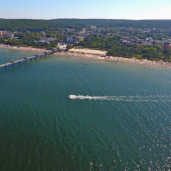 Dramat małżeństwa na międzyzdrojskiej plaży - podwójna walka o życie