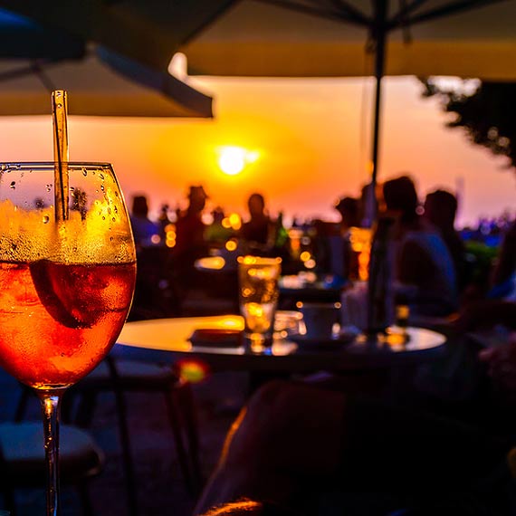 Degustacja alkoholu zakoczona w szpitalach