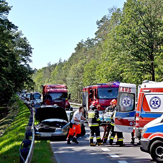 Przez kierowc BMW mogli zgin. Powane zdarzenie drogowe przed Midzyzdrojami. S poszkodowani