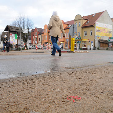 Wolin: Na ulicach tony piasku