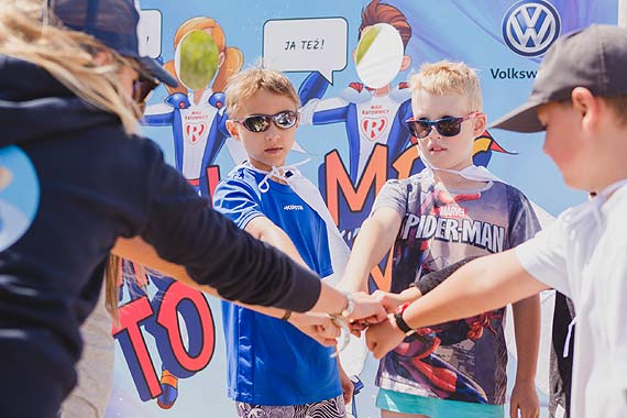 Inwazja superbohater�w na polskich pla�ach!