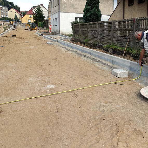 Przebudowywana ulica Jana Kilińskiego w Kamieniu Pomorskim będzie o metr węższa od starej