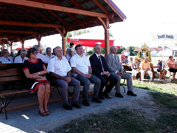 Prezes Zachodniopomorskiego PSL Jarosław Rzepa na dożynkach sołectwa Wrzosowo