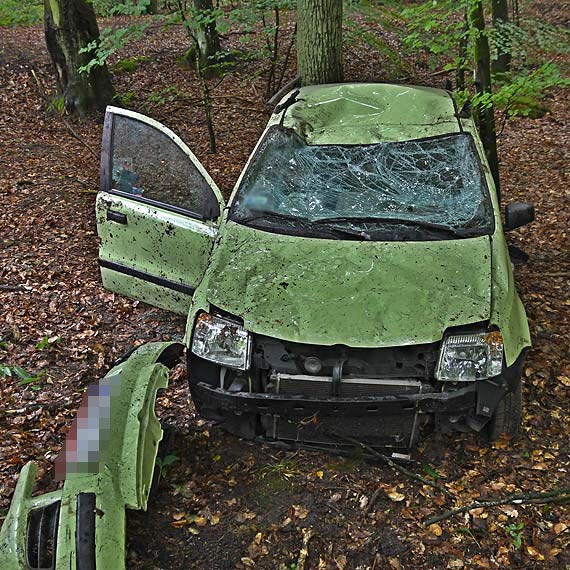 Kolejne groźne dachowanie samochodu osobowego koło Grodna II